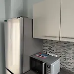 Cosy Apartment In The Center With Own Parking