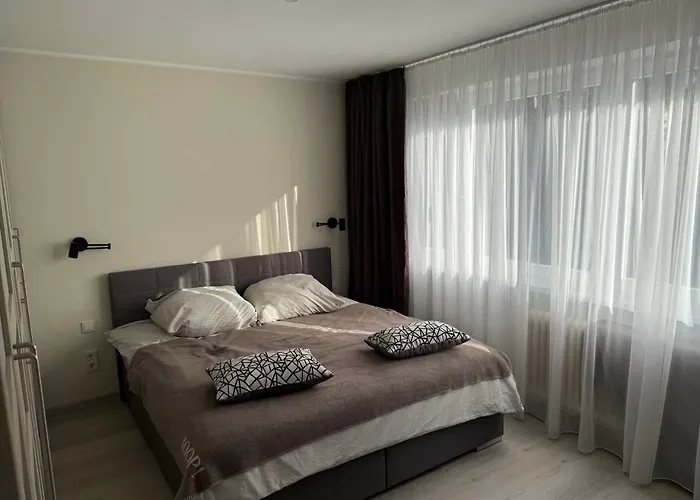 Cosy Apartment In The Center With Own Parking